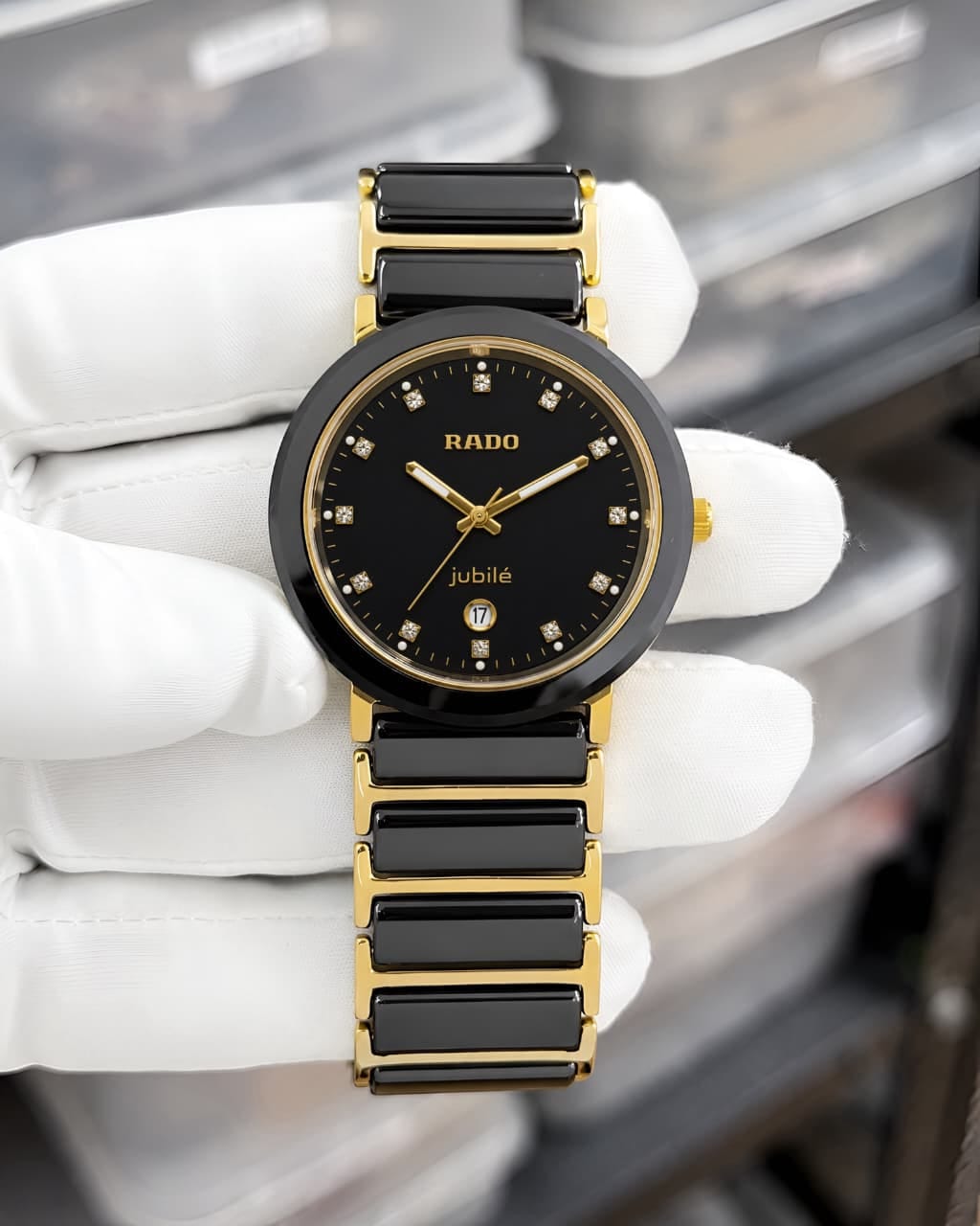 Rado Men's Black & Gold Watch – Black Dial with Gold-Tone Bracelet